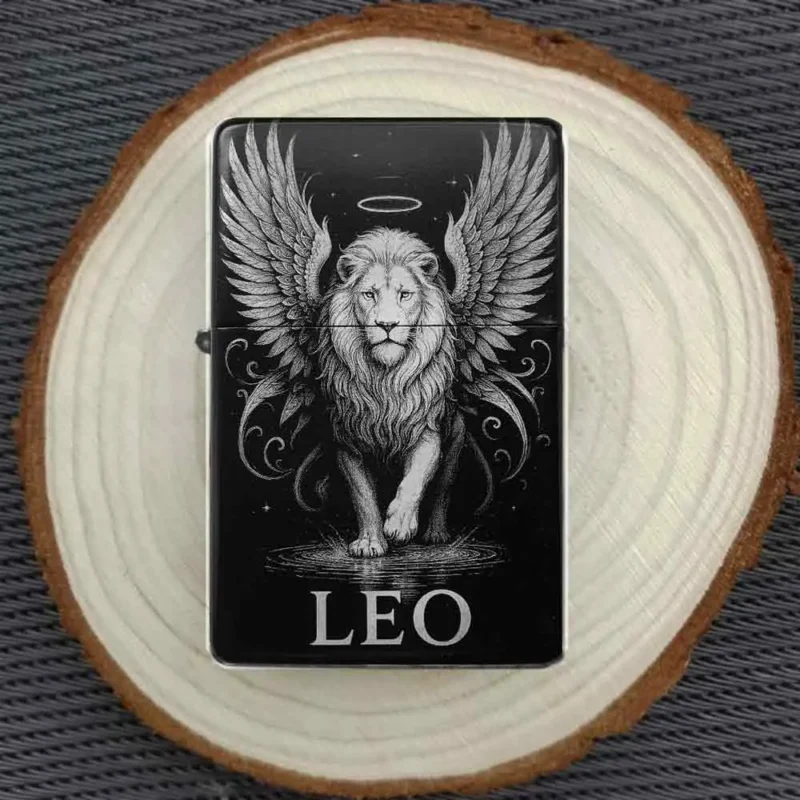 angel leo feuerzeug auf holzscheibe
