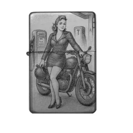 Graviertes Feuerzeug mit Vintage-Motorradfrau – Vorderseite mit Retro-Motiv