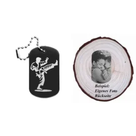 Dogtag mit Karatemotiv, daneben Beispiel eines personalisierten Fotos