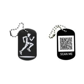 Dogtag mit Läufermotiv, daneben Beispiel eines personalisierten QR-Codes