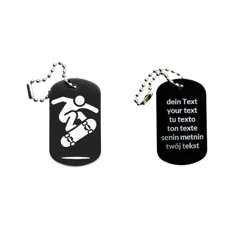 Dogtag mit Skatermotiv, daneben Beispiel eines personalisierten Textes