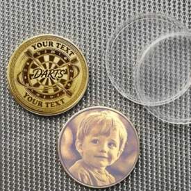 Darts-Münze mit personalisierter Fotorückseite.