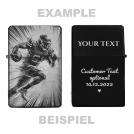 Personalisierbares American Football Feuerzeug, Rückseite mit Textbeispiel für individuelle Gravur.
