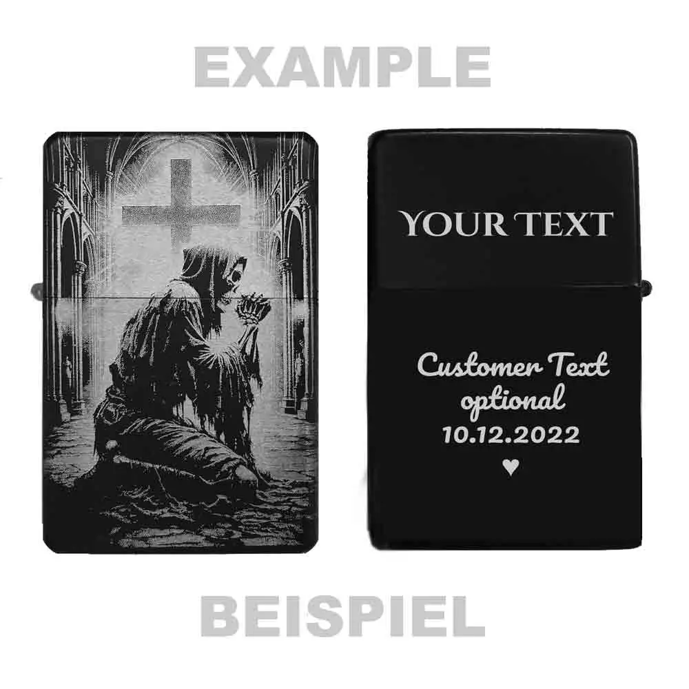 Personalisierbares Skull Feuerzeug, Rückseite mit Textbeispiel für individuelle Lasergravur.