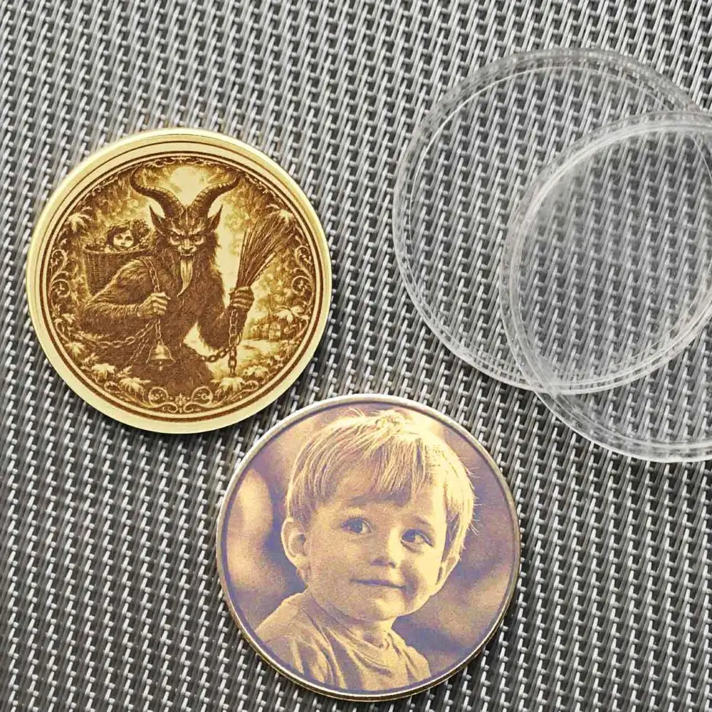 Krampus Brauchtum Münze aus Messing Vorderseite und Beispiel für Fotogravur Kind