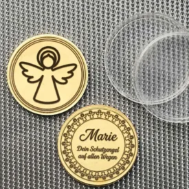 Schutzengel Münze minimalistisch aus Messing mit Gravur Option