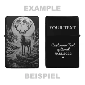 Hirsch Motiv Feuerzeug Rückseite, personalisierte Gravur-Option für Namen und Widmungen.
