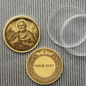 Personalisiertes Geschenk St. Peter Münze mit Textgravur in Rahmen mit Himmelsschlüsseln und Petersdom