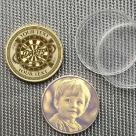 Darts-Münze mit personalisierter Fotorückseite.